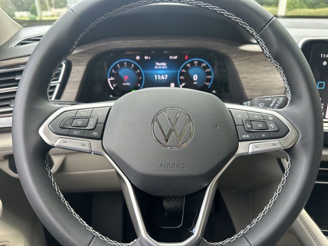 2026 Volkswagen Atlas SEL photo 6