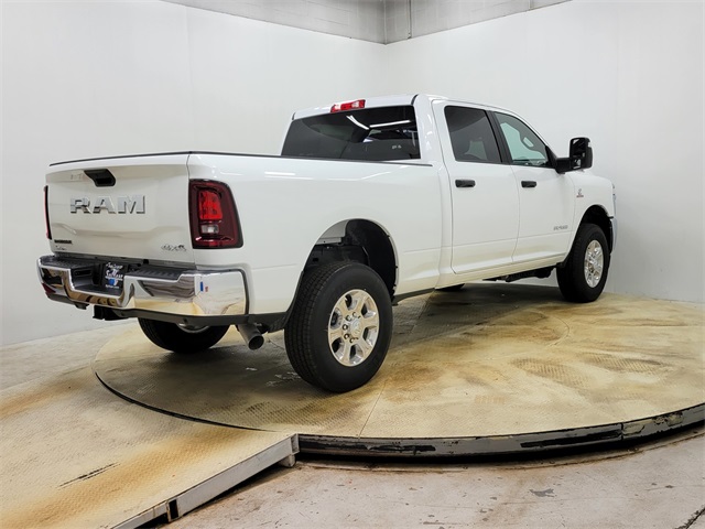 2025 Ram 2500 Big Horn photo 4