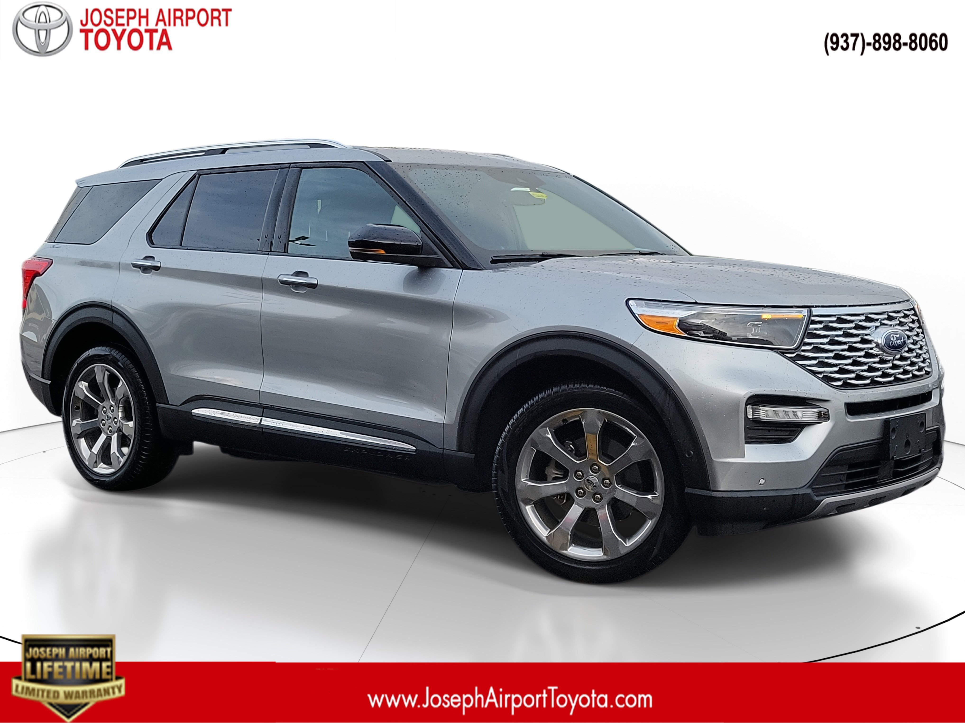 2020 Ford Explorer Platinum's photo