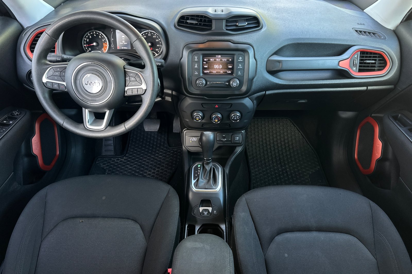 2018 Jeep Renegade Sport photo 9