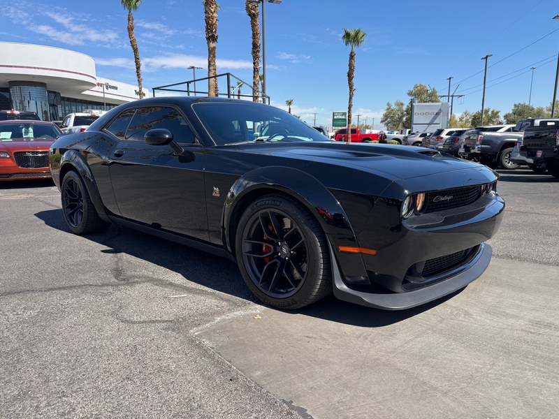 2021 Dodge Challenger R/T Scat Pack Widebody photo 2