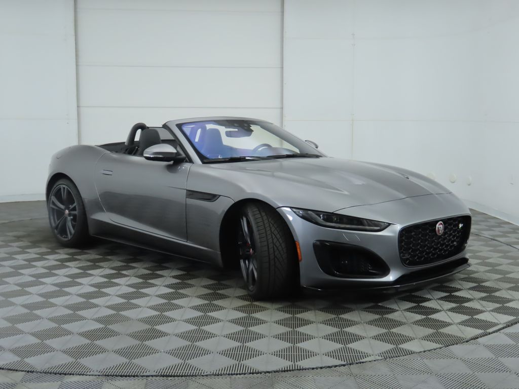 2021 Jaguar F-TYPE R photo 3