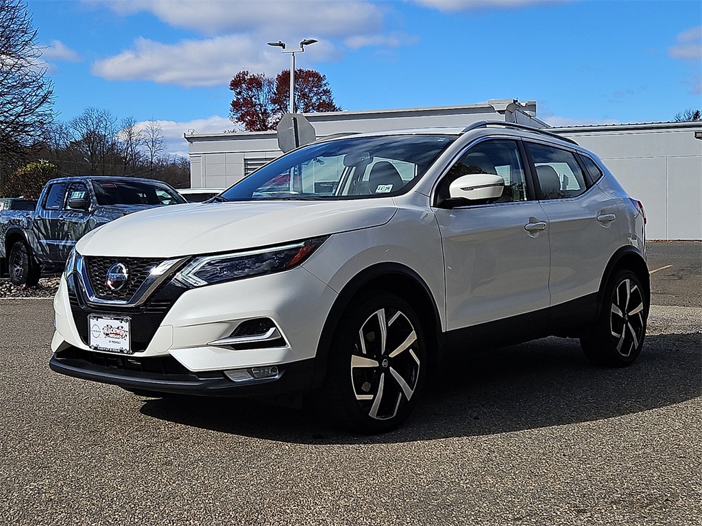 2021 Nissan Rogue Sport SL photo 3