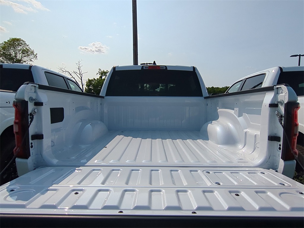 2025 Ram 1500 Laramie photo 3