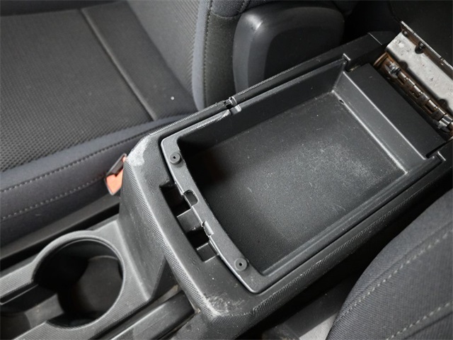 2010 Dodge Avenger SXT photo 9