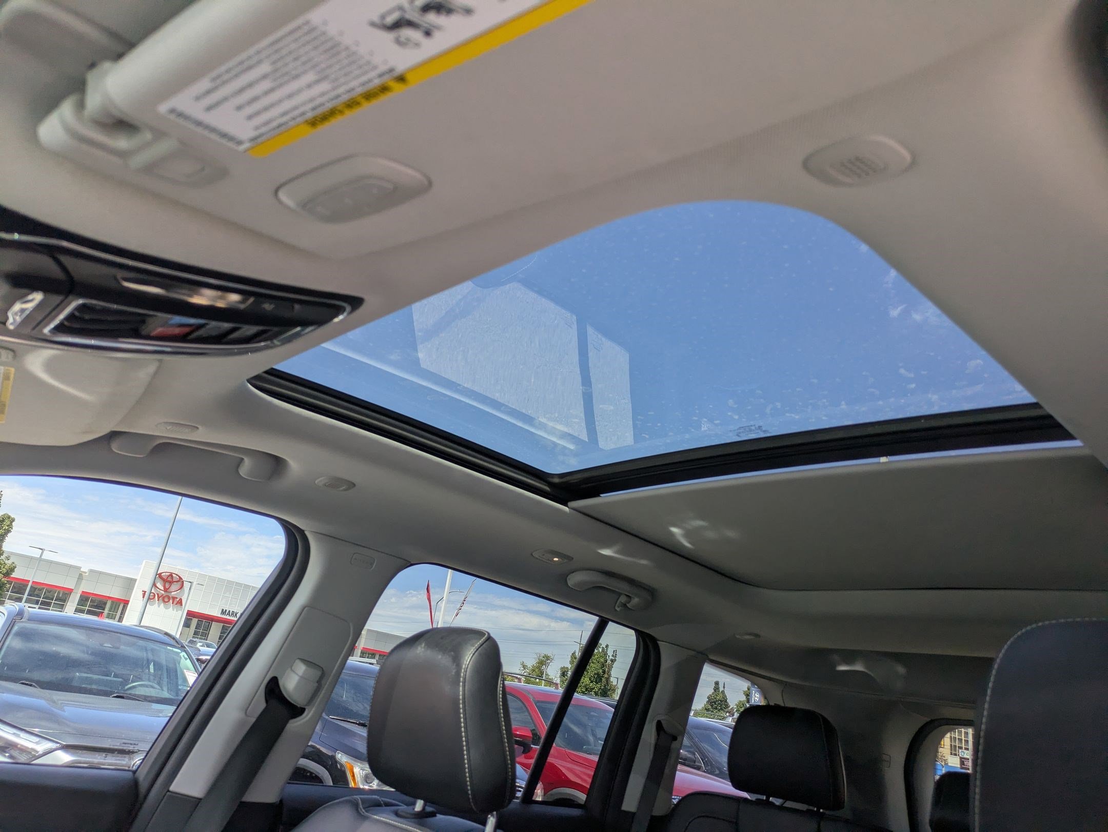 2023 Jeep Cherokee 4xe photo 21