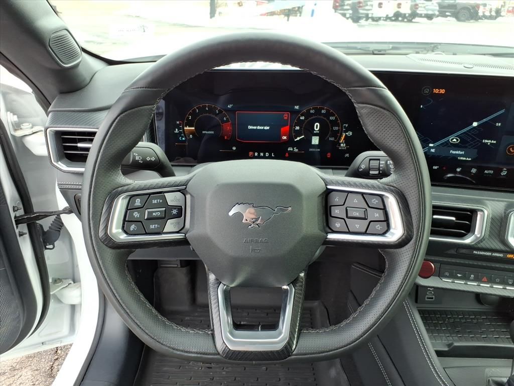 2024 FORD MUSTANG - Image 5
