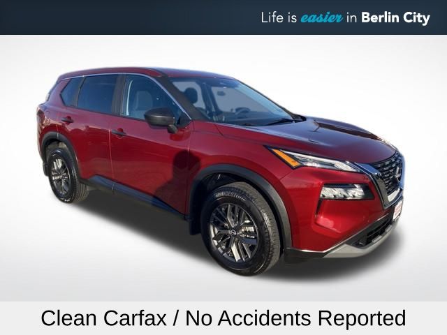 2023 Nissan Rogue S's photo