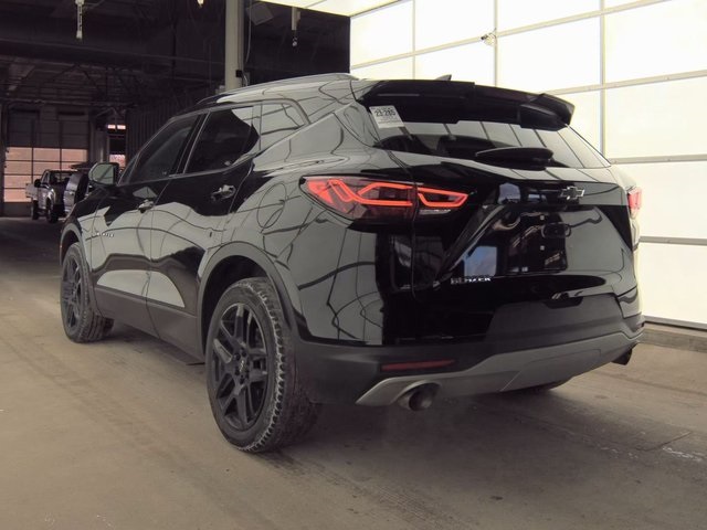 2023 Chevrolet Blazer 2LT photo 2