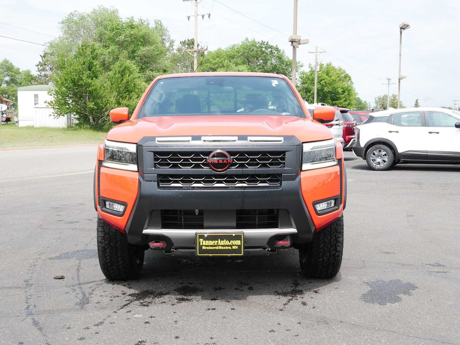 2025 Nissan Frontier PRO-4X photo 2