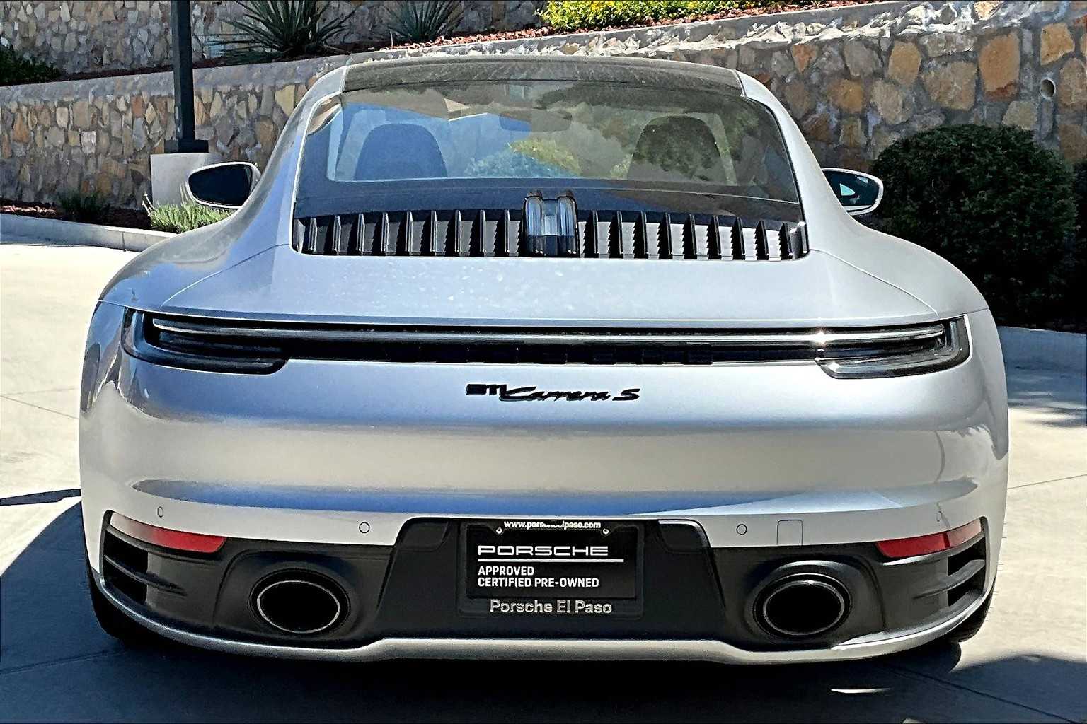 2023 Porsche 911 S photo 6