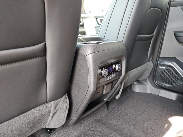 2026 Buick Enclave Preferred photo 17