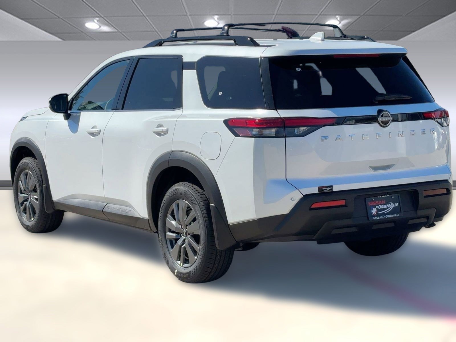 2025 Nissan Pathfinder SV photo 3