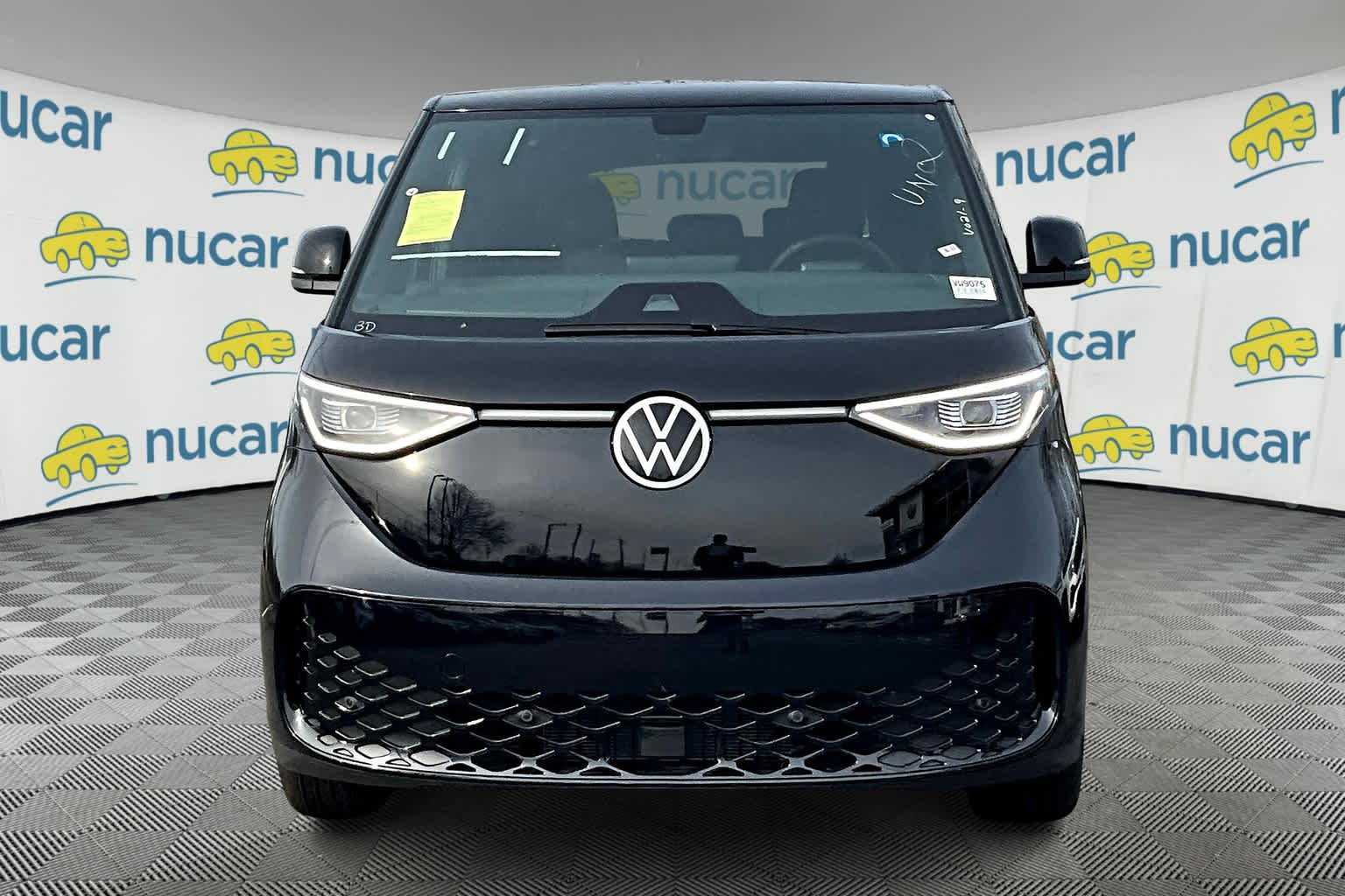 2025 Volkswagen ID. Buzz Pro S photo 2