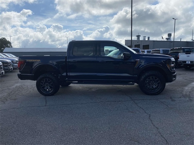 2025 Ford F-150 Tremor photo 2