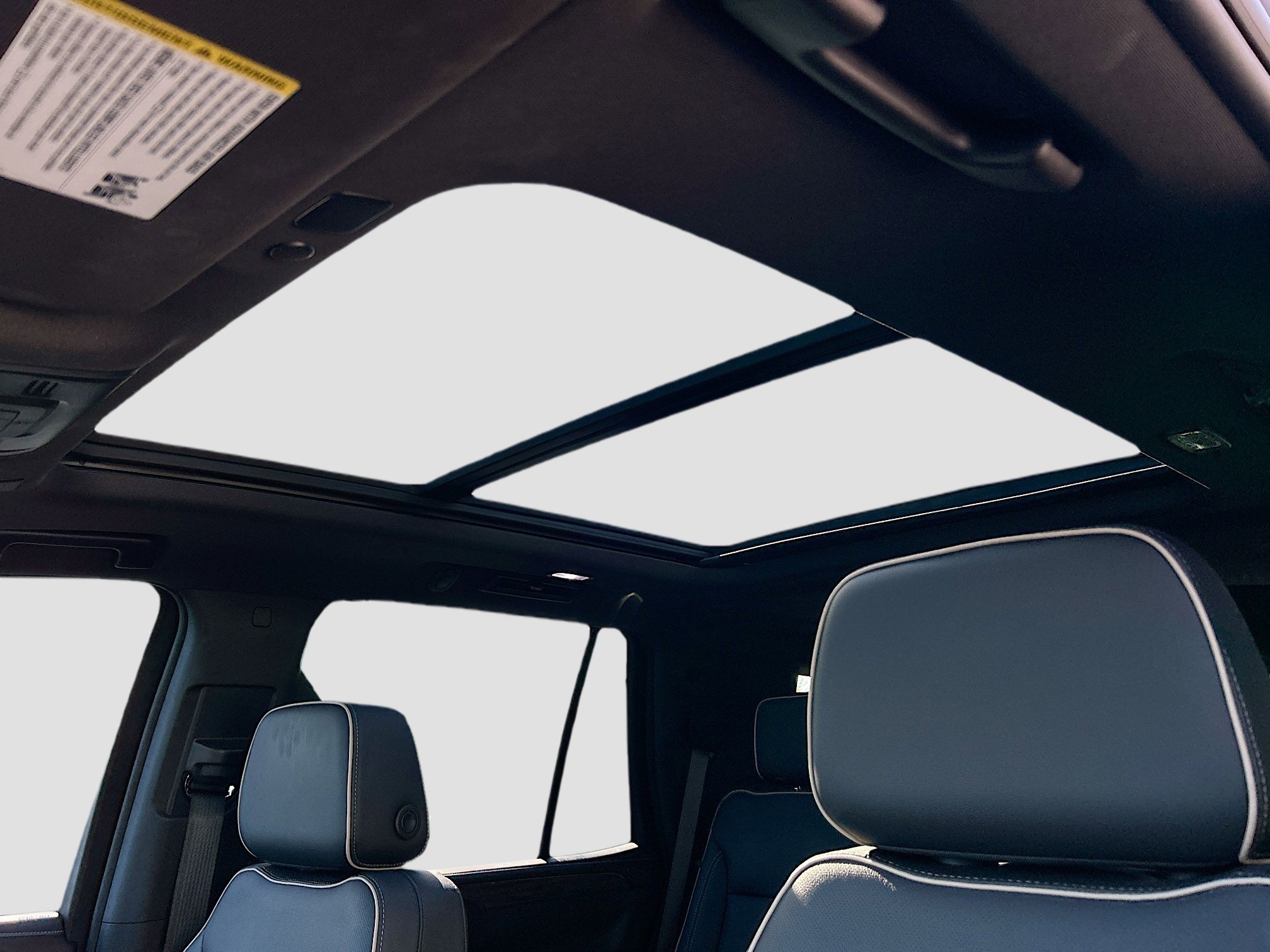 2023 Chevrolet Tahoe Premier photo 19