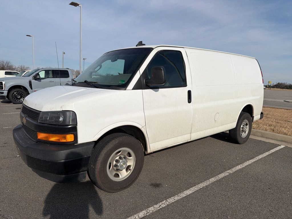 2020 Chevrolet Express Cargo Work Van's photo