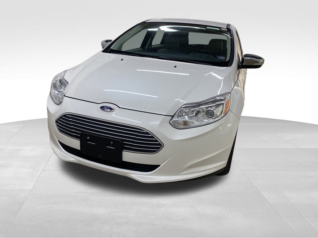 Used 2015 Ford Focus Electric with VIN 1FADP3R49FL378027 for sale in North Huntingdon, PA