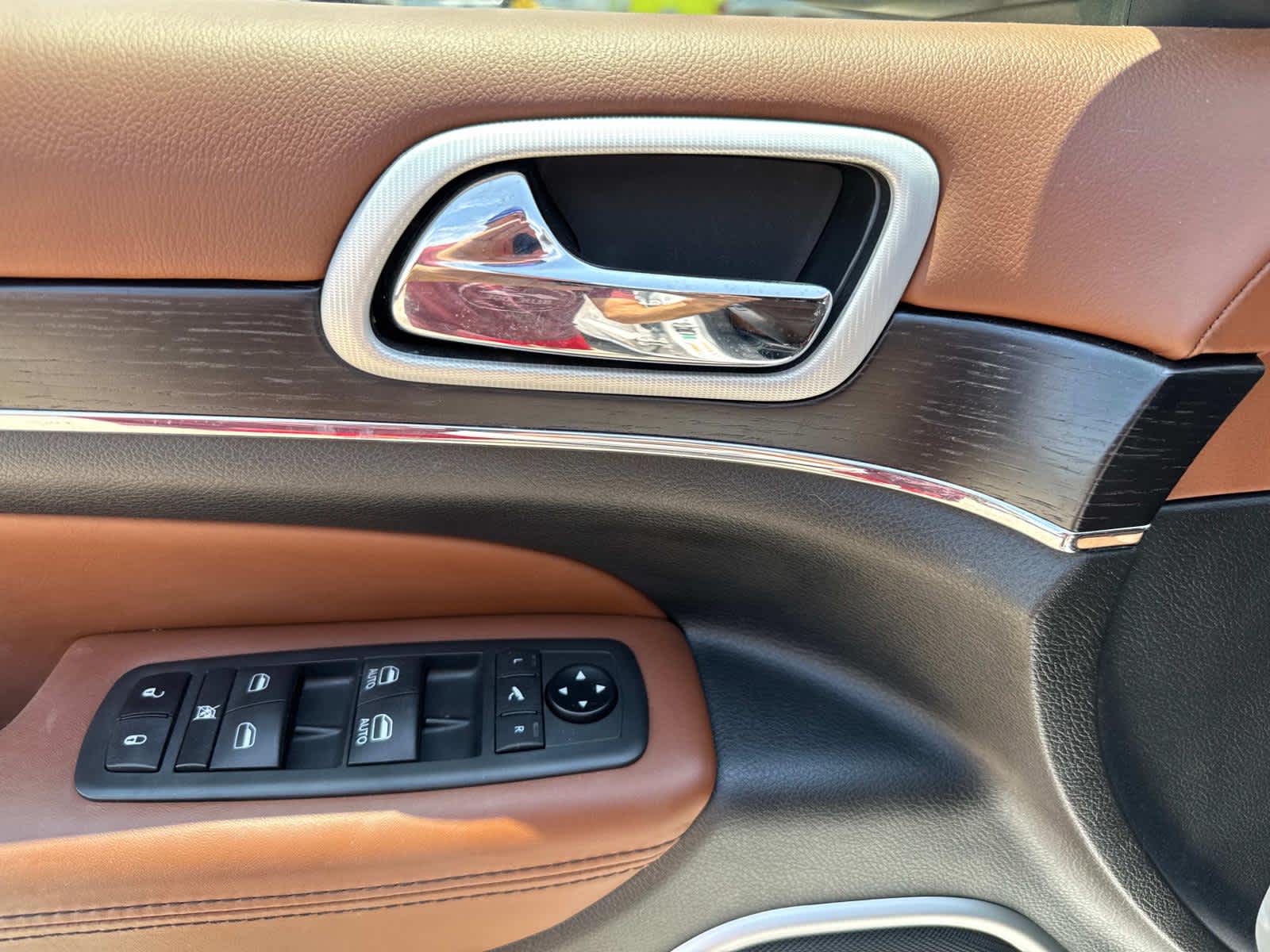 2021 Jeep Grand Cherokee Summit photo 38
