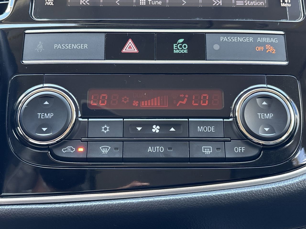 2019 Mitsubishi Outlander SEL photo 21