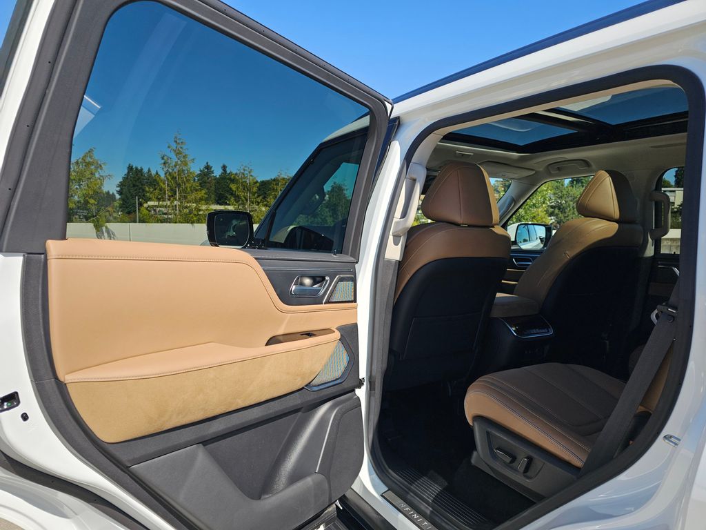 2025 Infiniti QX80 Sensory photo 15