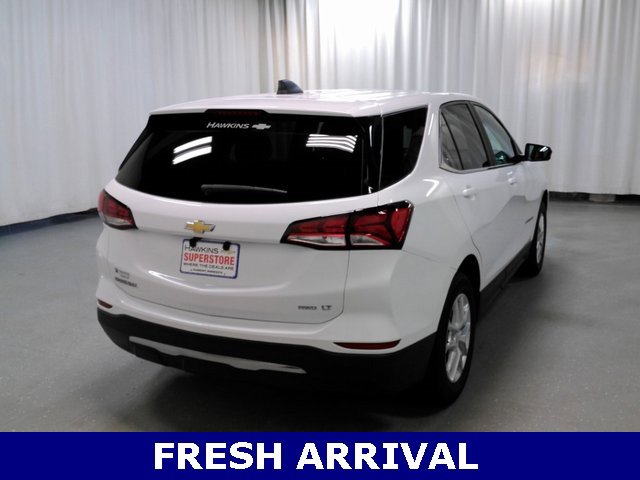 2024 Chevrolet Equinox LT photo 3