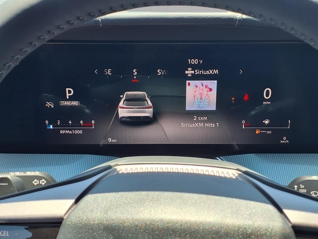 2025 Nissan Murano SL photo 10