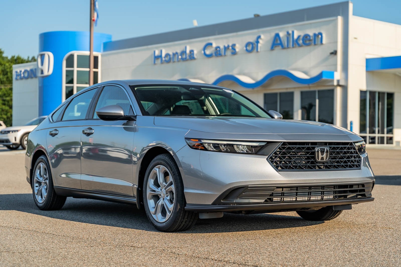 2025 Honda Accord LX's photo