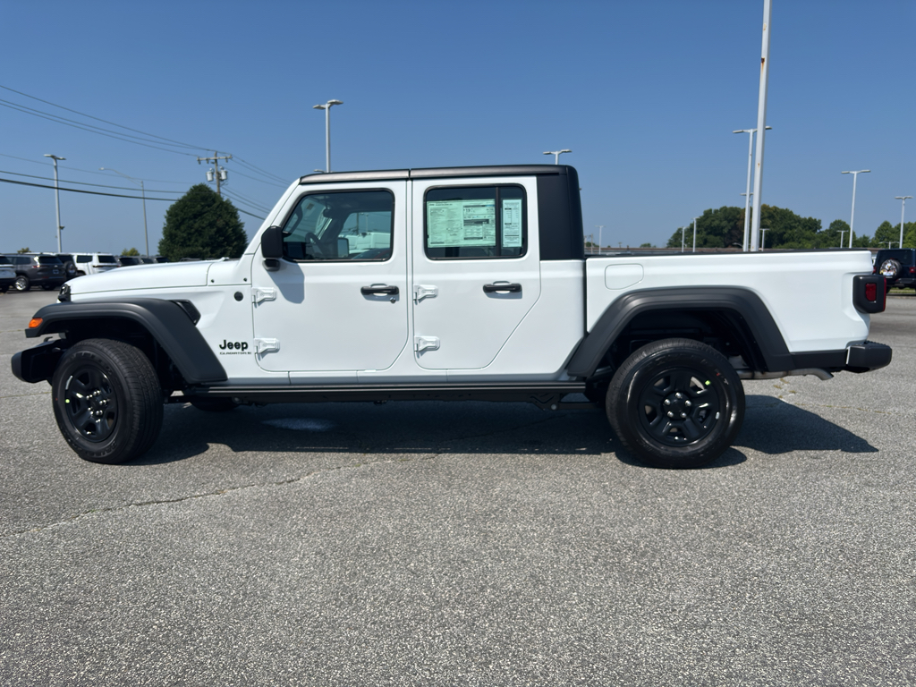 2025 Jeep Gladiator Sport photo 3