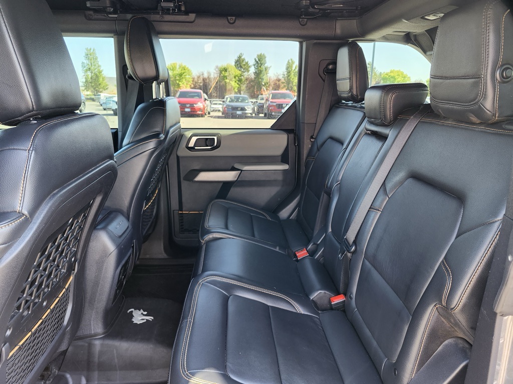 2022 Ford Bronco Badlands photo 17