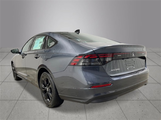 2025 Honda Accord SE photo 3
