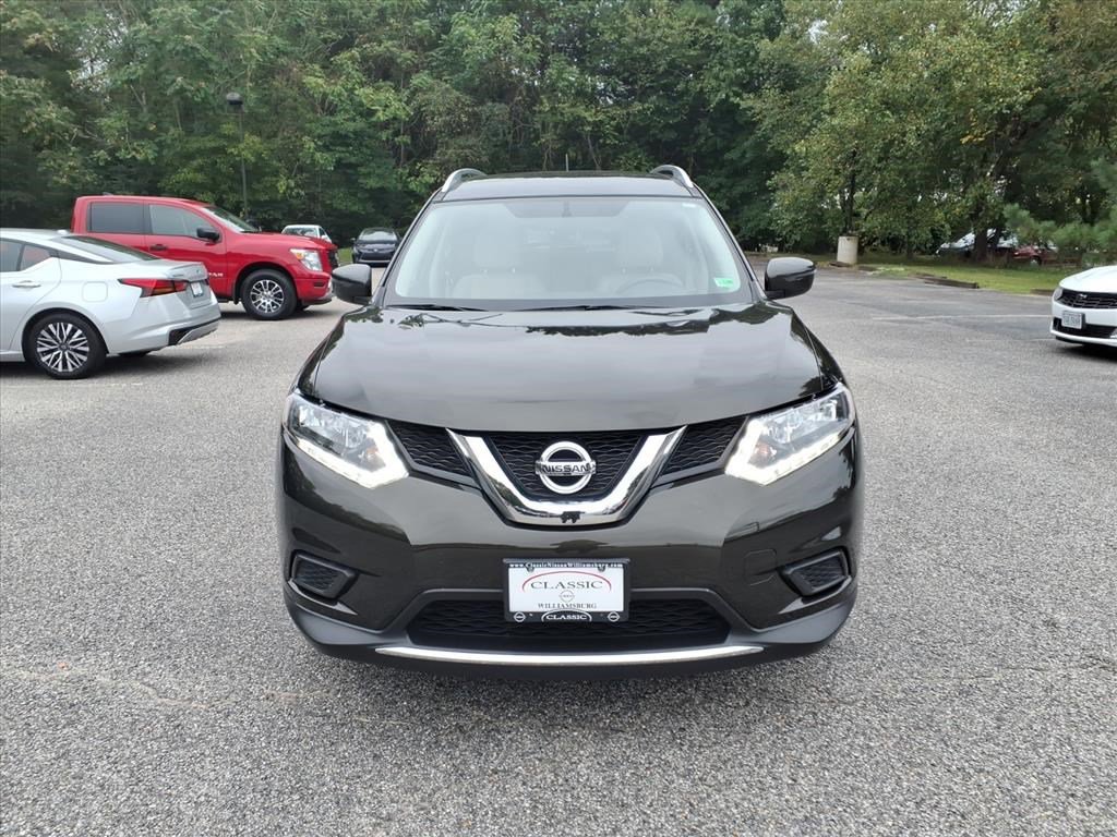2016 Nissan Rogue S photo 2