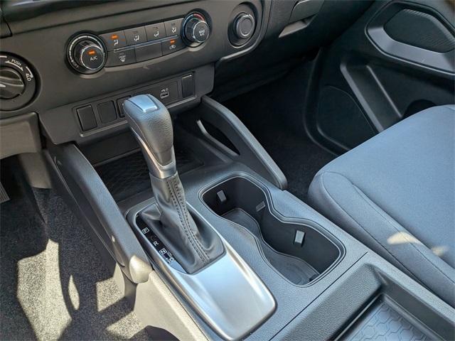 2025 Nissan Frontier S photo 19