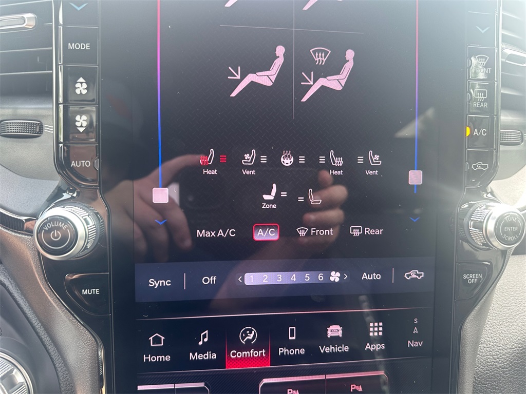 2026 Ram 1500 Rebel photo 22