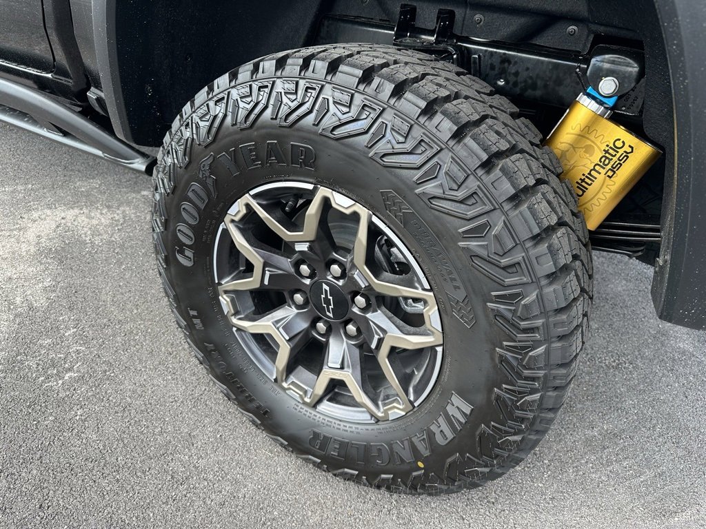 2025 Chevrolet Colorado ZR2 photo 9
