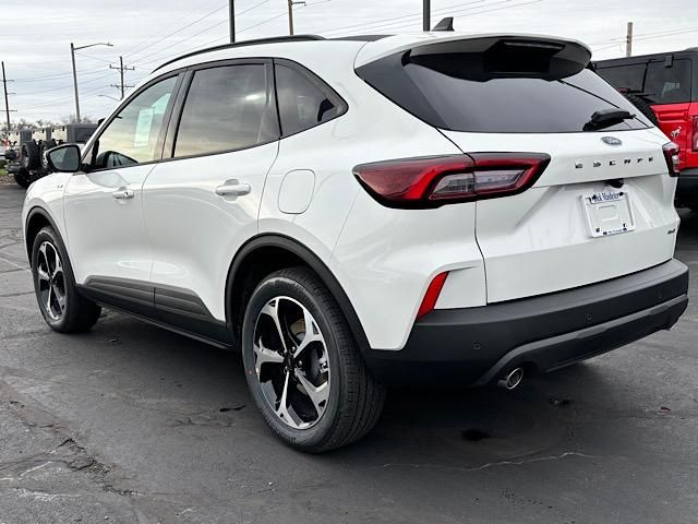 2025 Ford Escape ST-Line Select photo 6