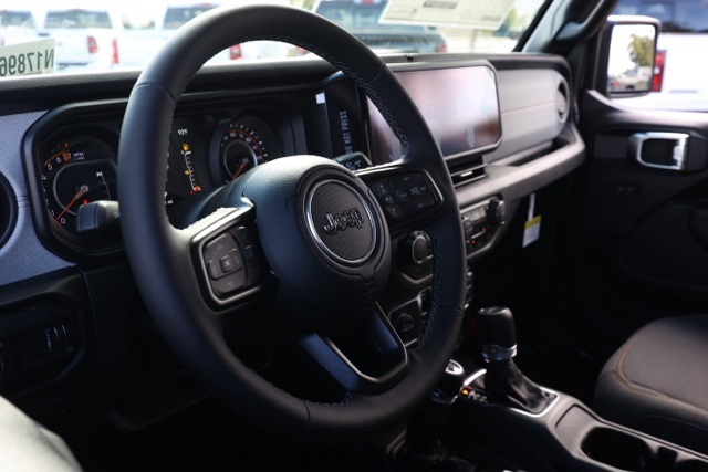 New 2025 Granite Crystal Metallic Clear-Coat Exterior Paint Jeep Willys image 13