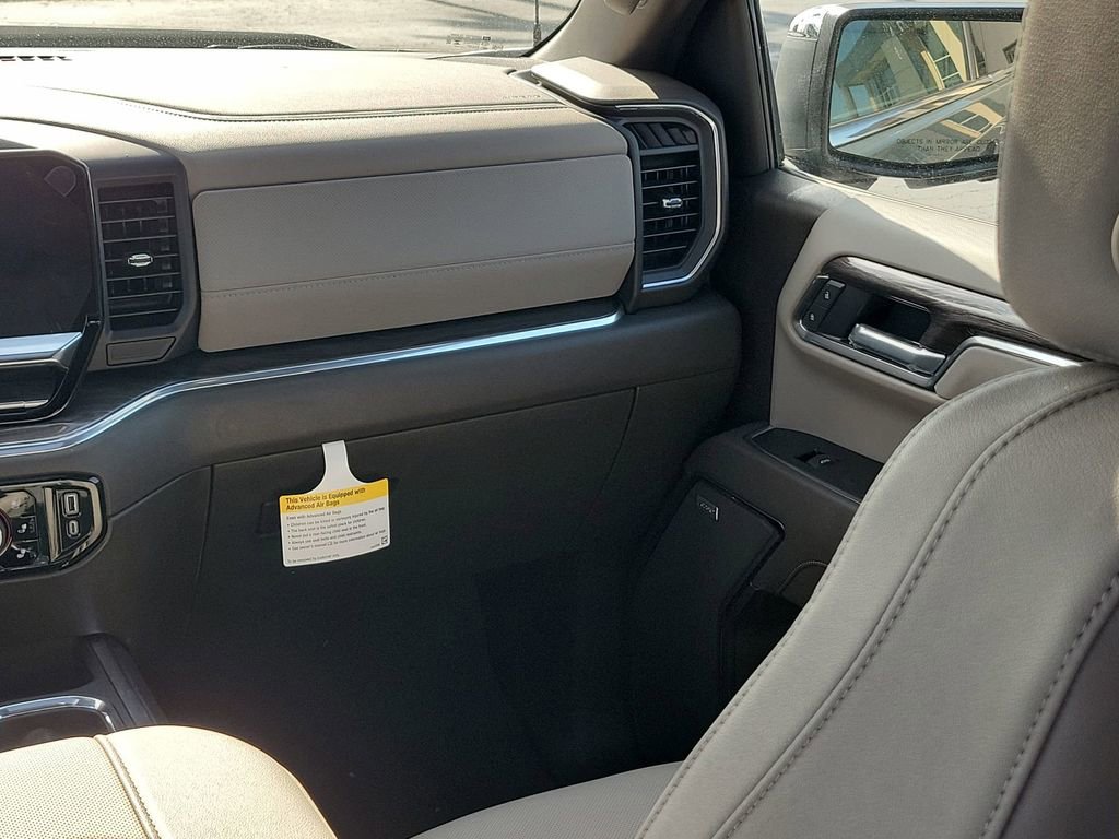 2025 Chevrolet Silverado LTZ photo 23