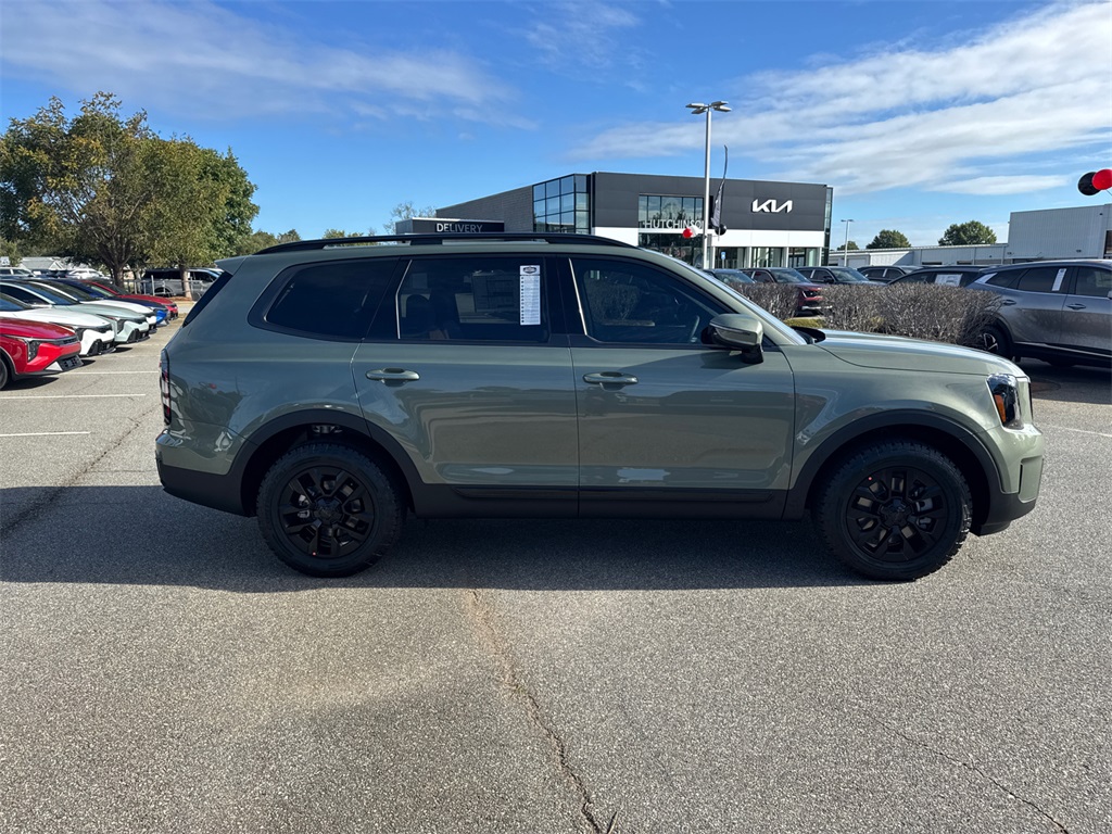 2025 Kia Telluride SX Prestige X-Pro photo 2