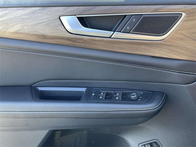 2026 Volkswagen Atlas SE Technology photo 24