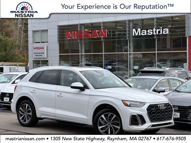 2024 Audi Q5 Premium Plus's photo