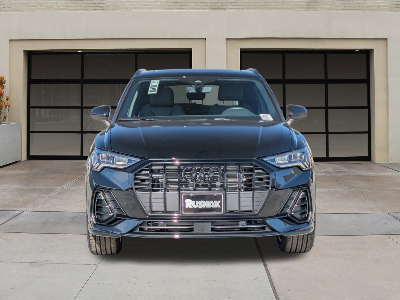 2025 Audi Q3 Premium Plus S line photo 2
