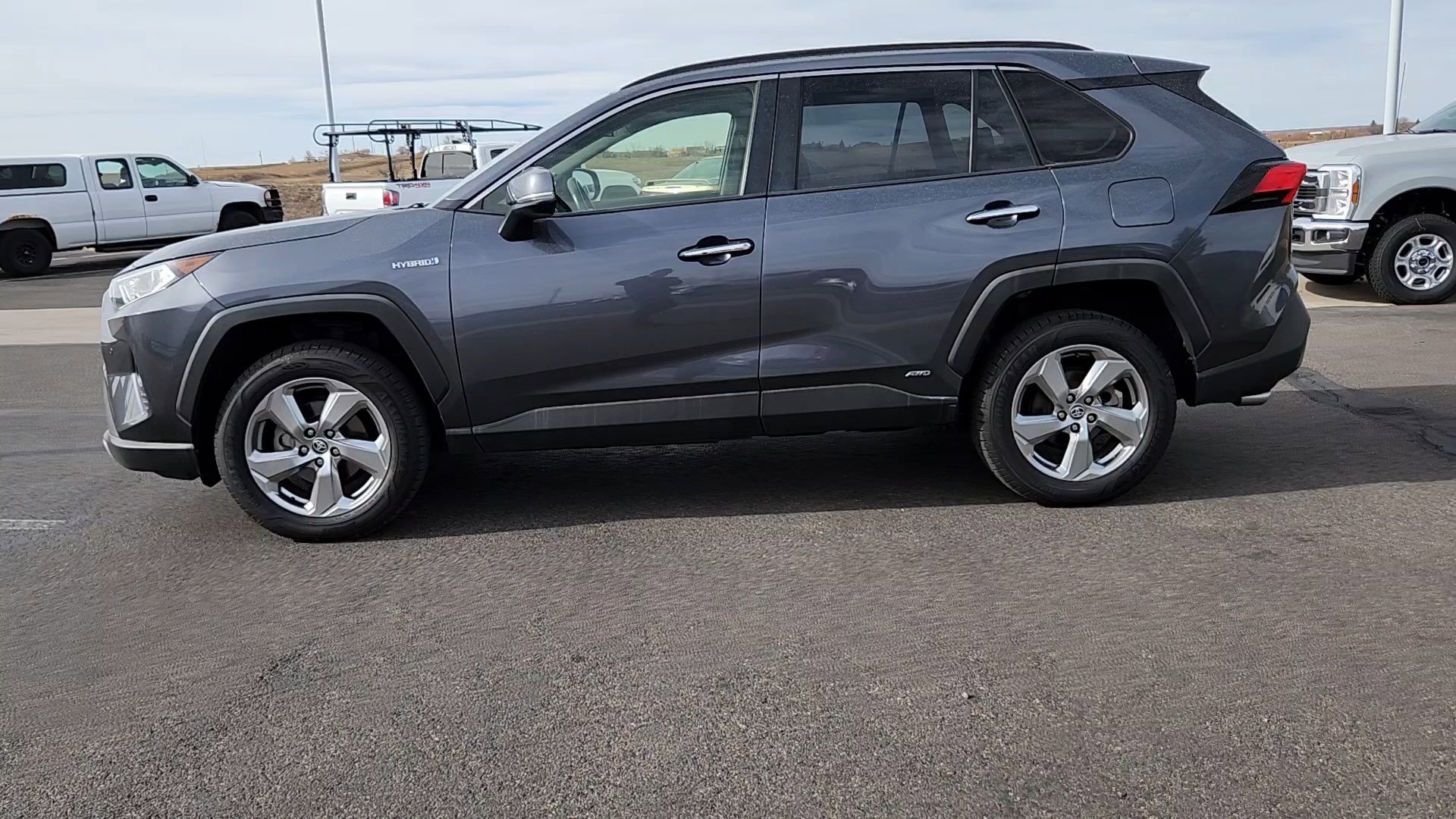 2020 Toyota RAV4 Hybrid Limited photo 2