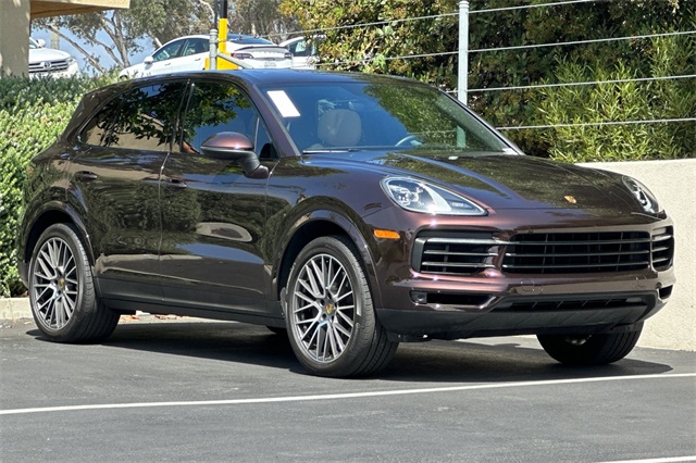 2021 Porsche Cayenne Base photo 6
