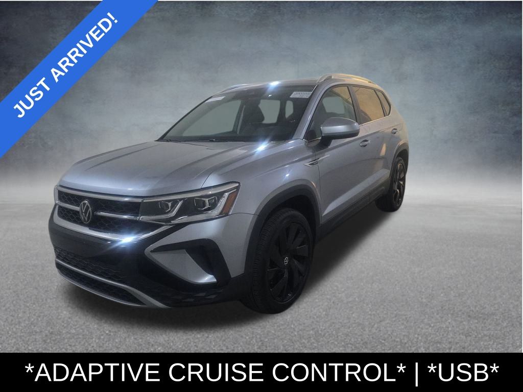 2024 Volkswagen Taos SEL photo 3