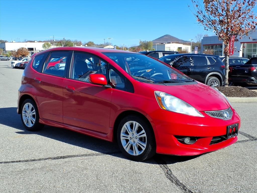 Used 2010 Honda Fit Sport with VIN JHMGE8H44AC018747 for sale in Roanoke, VA