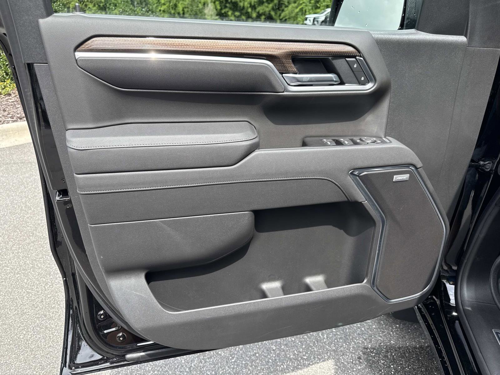 2026 Chevrolet Silverado 1500 RST photo 17