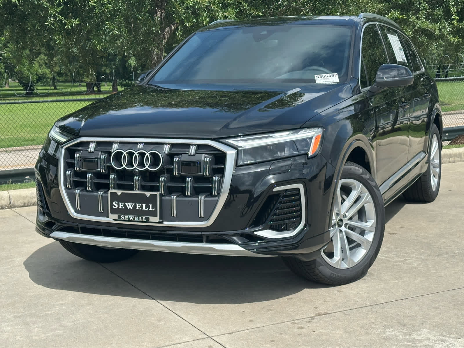 2025 Audi Q7 Premium
