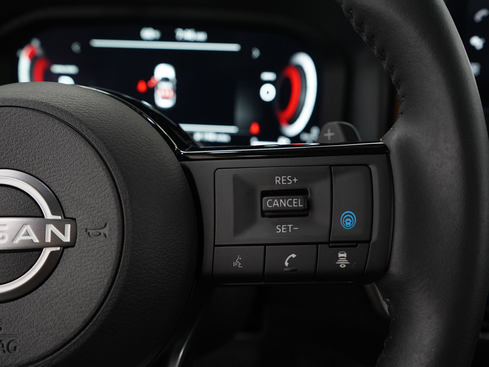 2024 Nissan Rogue Platinum photo 26