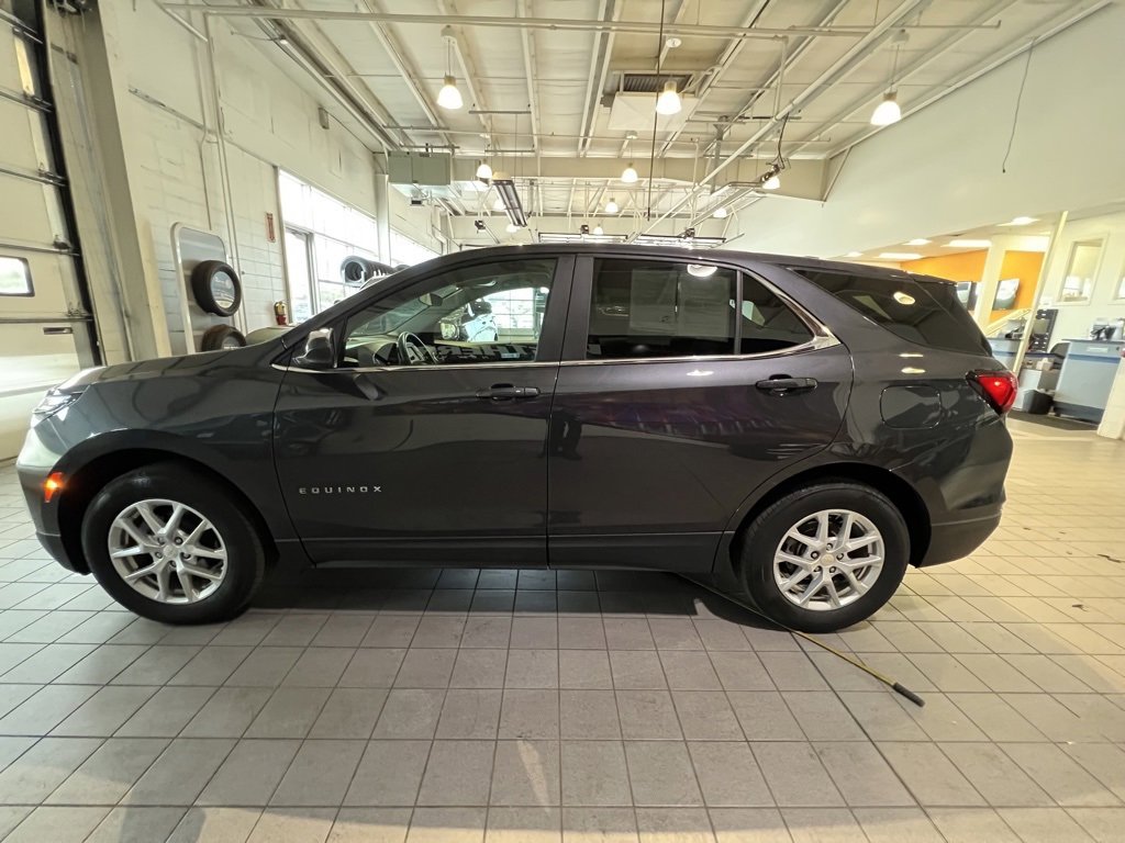 2022 Chevrolet Equinox LT photo 4